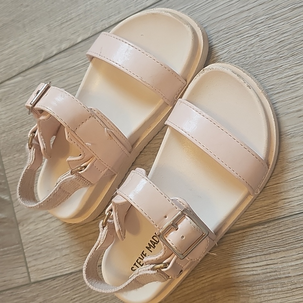7 Pairs Kids Summer Sandals - Yellow, Tan, Pink Styles. Reef Waterproof Sandals - Picture 13 of 14